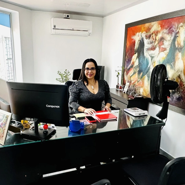 inmobiliaria-credifincar-gerente